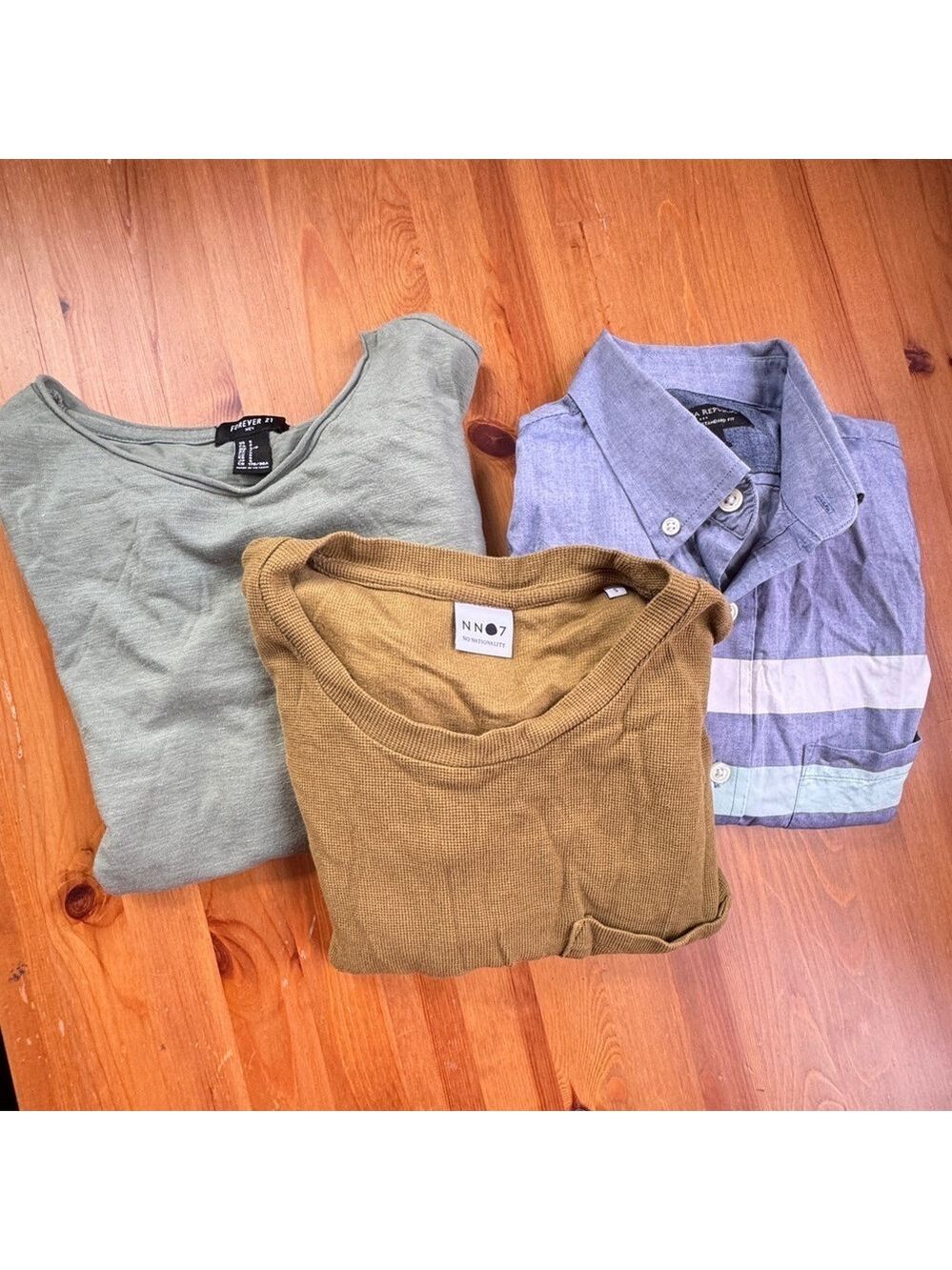 No nationality, banana republic and more short sleeve bundle size small